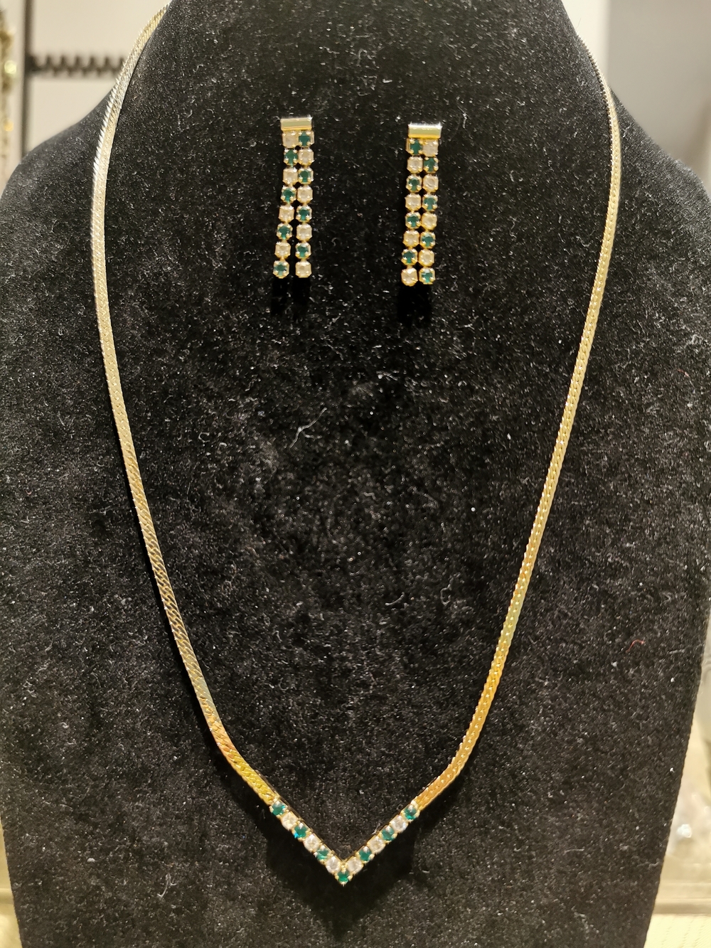Avon Gold-Tone V-Shaped Necklace and Emerald Green Drop Earrings